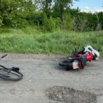 На Вінниччині 20-річний мотоцикліст збив велосипедиста