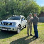 Позашляховик для бійців передав батько полеглого прикордонника з Вінниччини