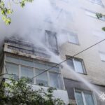 Горів балкон на вулиці Андрія Первозванного у Вінниці (Фото+Відео)