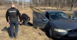 У гідрокостюмі через Дністер: на Вінниччині затримали організаторів незаконної переправи