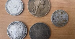 На Вінниччині на кордоні з Молдовою вилучили старовинні срібні монети