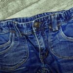 Чому на кишенях джинсів збереглися маленькі металеві заклепки