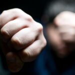 У Вінниці військовий прийшов додому до колишньої та жорстоко її побив: дівчина стікала кров’ю