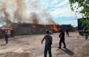 Вінниця: Вогняна ніч зруйнувала поштове відділення.