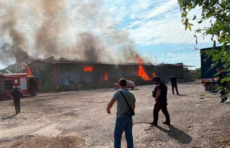 Вінниця: Вогняна ніч зруйнувала поштове відділення.