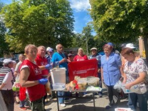 Волонтери "Української команди": безкоштовна допомога в Гайсині щотижня.
