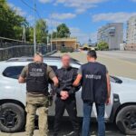 Молдова видала Вінничанина-організатора нелегального переправлення чоловіків за кордон.