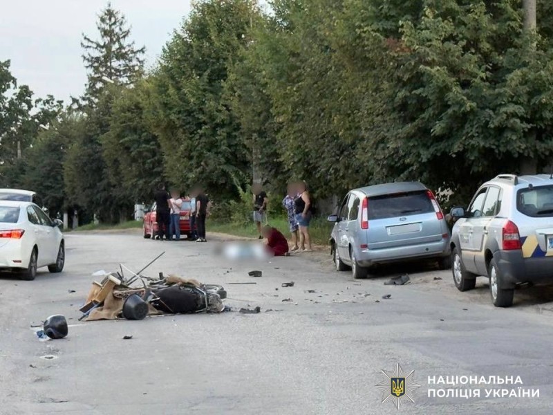 Смертельна ДТП на Вінниччині: літній водій мопеда загинув.