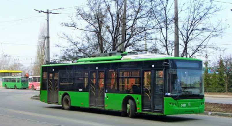 Тролейбус 2 Харків