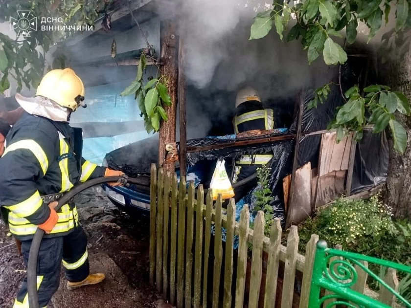 Вінницькі рятувальники: 5 пожеж за добу ліквідовано