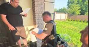 Прокуратура викрила змову: 178,5 млн грн збитків від незаконних лісозаготівель.