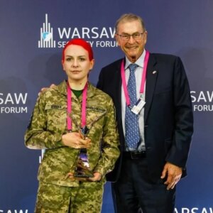 "Пташка" з Вінниччини: Катерина Поліщук, парамедикиня 59-ї бригади, відзначена міжнародною премією за мужність.