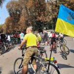 Вінницький велопробіг на Геловін: світло, костюми та осінні дороги міста.